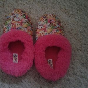 Girls shopkins slippers